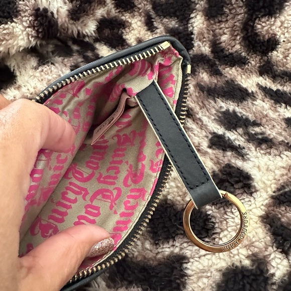 Juicy Couture leopard wristlet - Picture 3 of 6